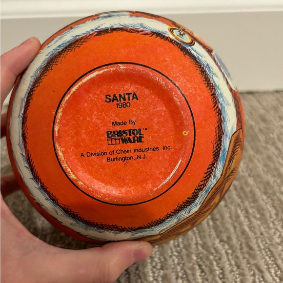 SOLDVintage 7” Santa tin 1980 Bristol Ware / Chein Industries, candy/tobacco tin - Picture 13 of 14